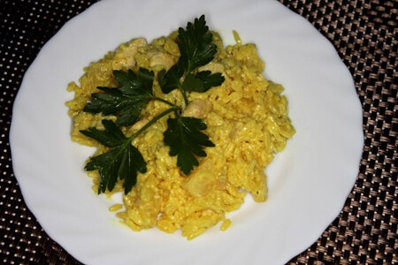 Reissalat mit Curry und Hähnchen